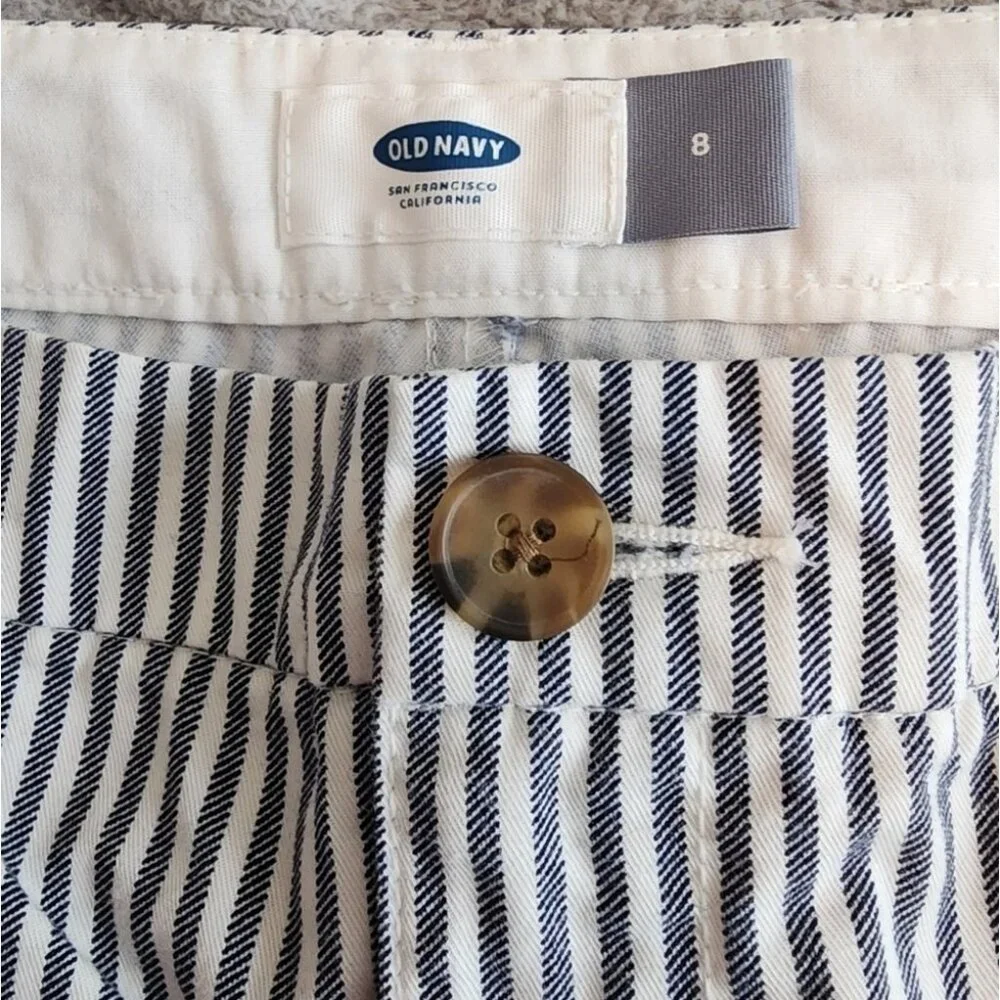 Old Navy Shorts Size 8